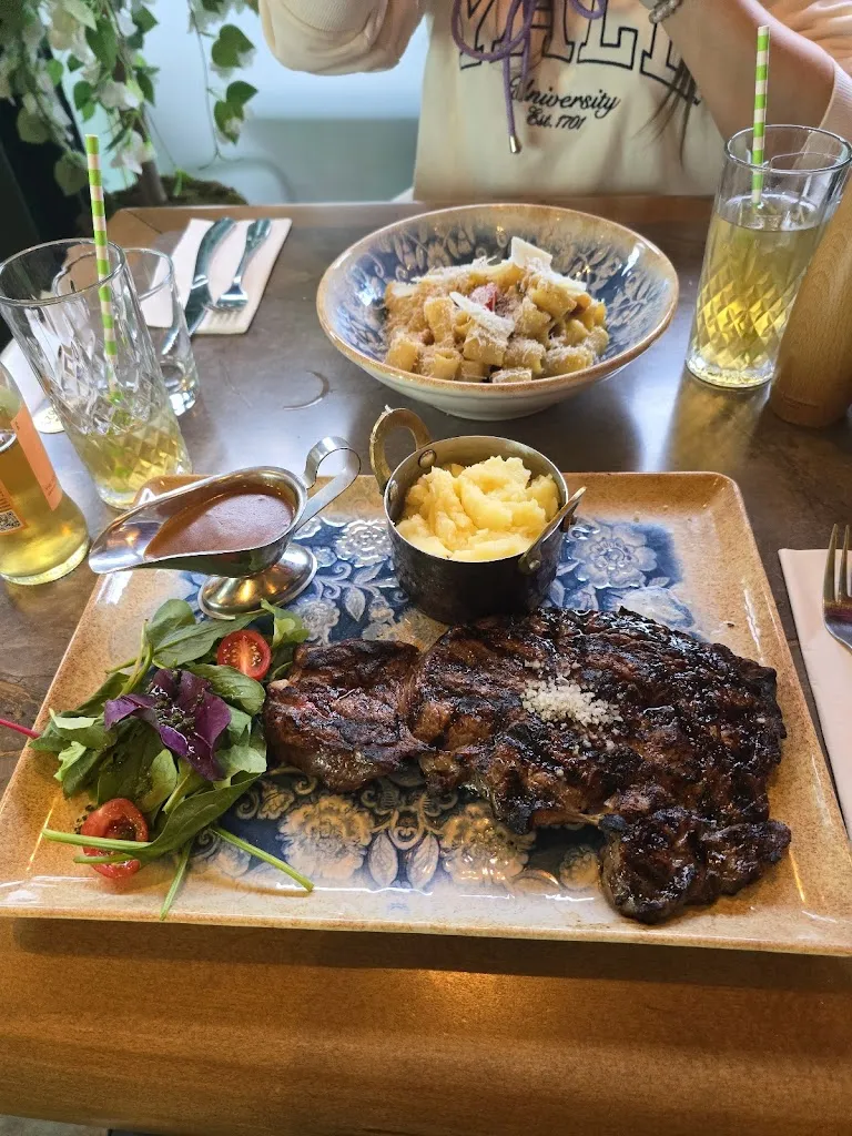 Peter Olšanský_Il Pinocchio_Gonesse_review