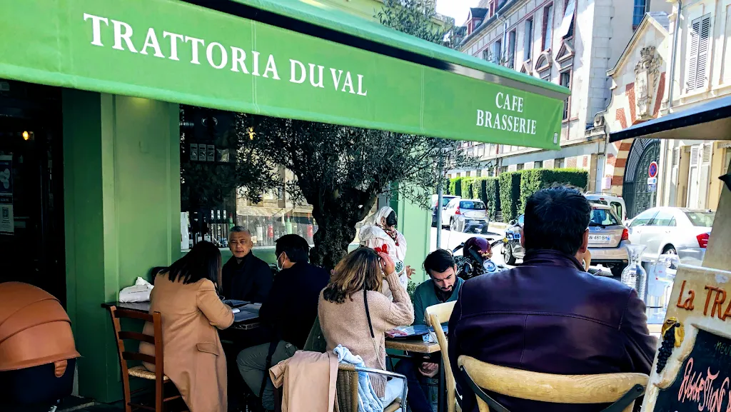 Trattoria du Val Restaurant in Provins