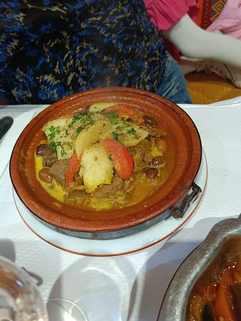 Demon mocy co się moczy w nocy_LA PALMERAIE DE MARRAKECH_Gagny_review