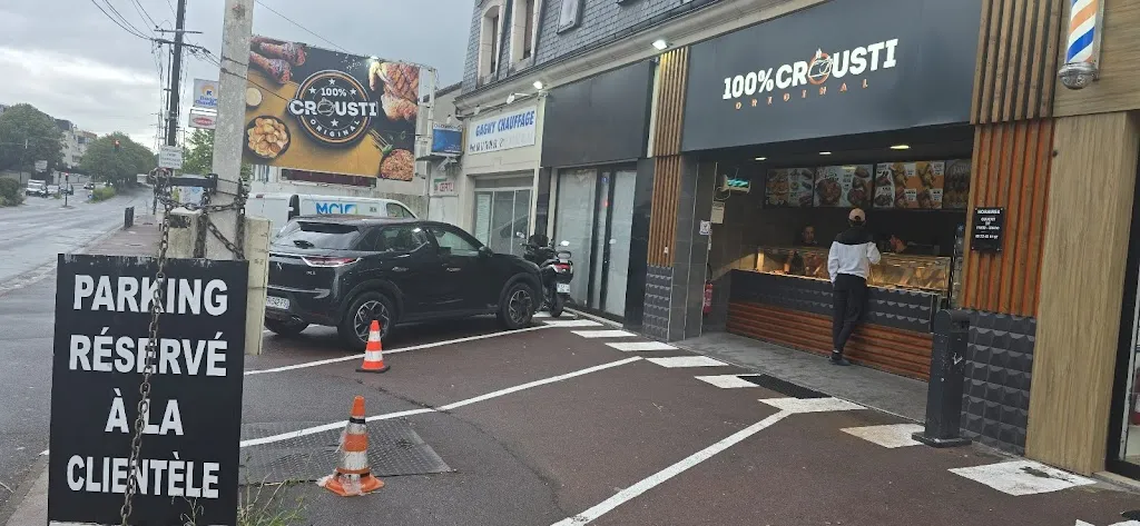 100% Crousti original restaurant in Gagny