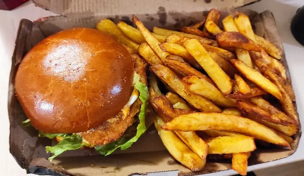 Alexandra B._La friterie de Grisy_Grisy-Suisnes_review