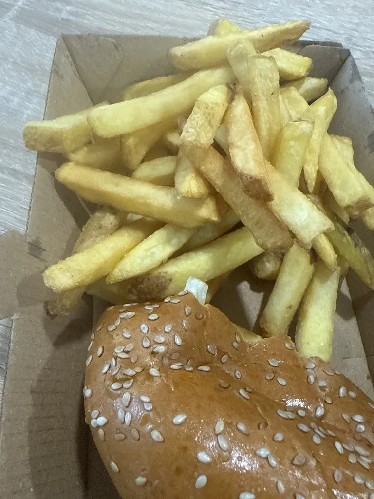 Jenisha_Pepper Grill® (PPG) GARGES_Garges-lès-Gonesse_reseña