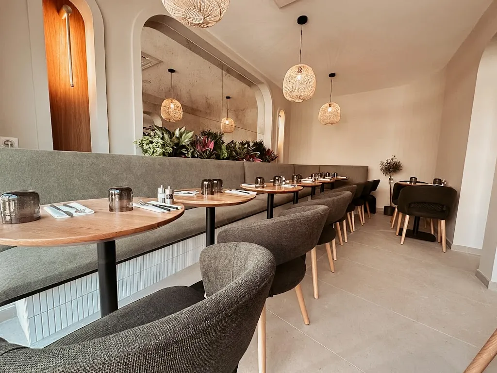 Le Marny Restaurant in Gournay-sur-Marne