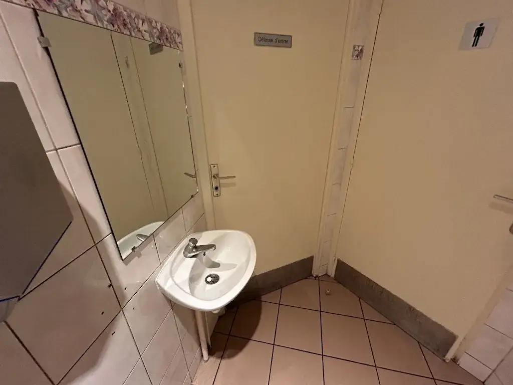 Zafer GUNAYDIN_Les Marronniers_Gournay-sur-Marne_review