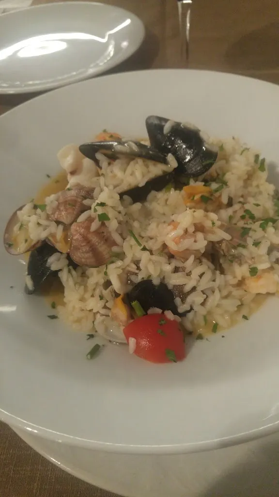 william lerissel_Ò Porto Fino_Gournay-sur-Marne_review