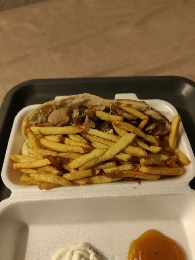 Sébastien Cem Gokdemir_ANTALYA GRILL_Fontenay-sous-Bois_review