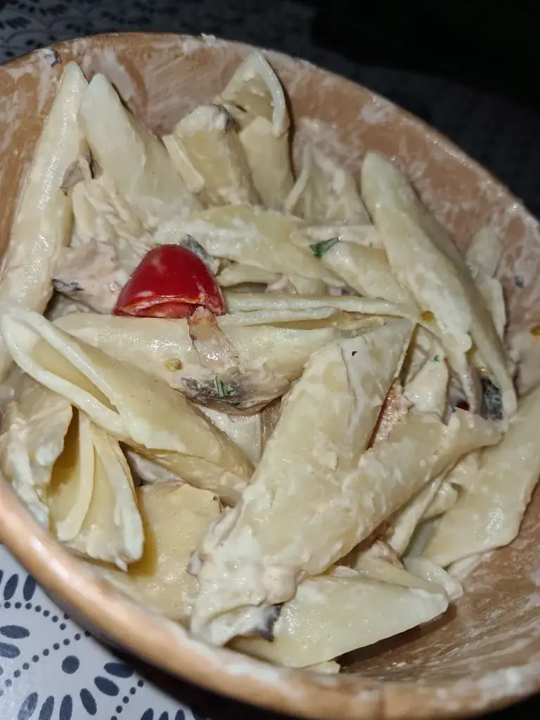 hourda nasar_Pizza Nostra_Groslay_review