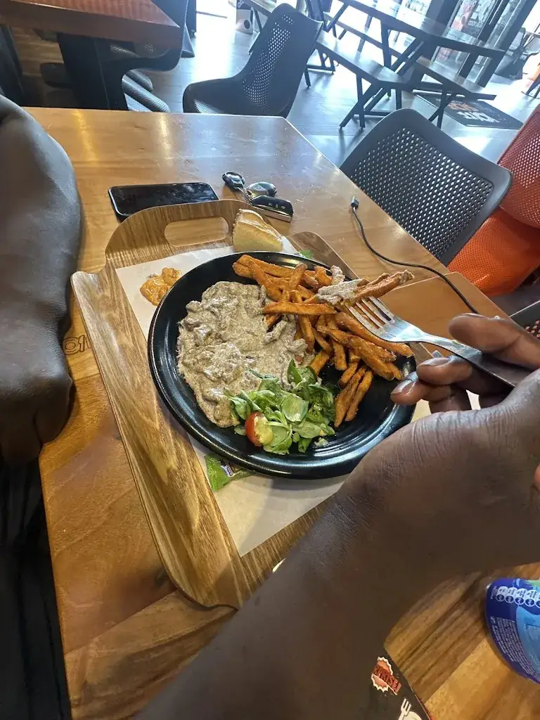 Tony Debrito_OFFSIDE_Saint-Brice-sous-Forêt_review