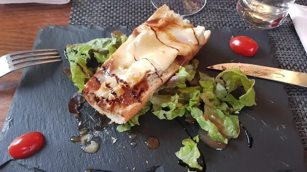 Toni Kaljunen_Restaurant AUBERGE DE LA TOURELLE_Tournan-en-Brie_review