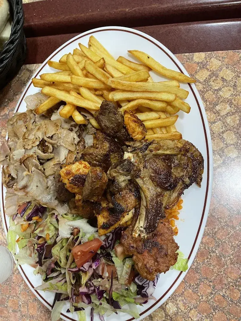 Restaurant Deniz_Gretz-Armainvilliers_slider_image_2