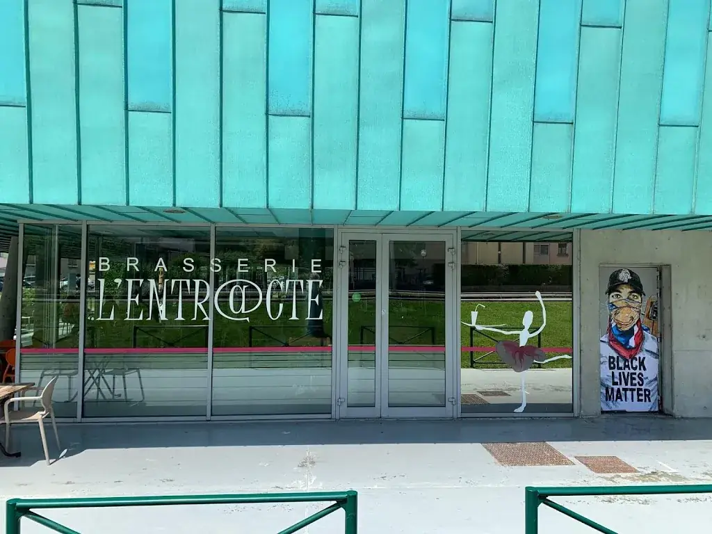 Brasserie L'Entracte_Eybens_slider_image_1