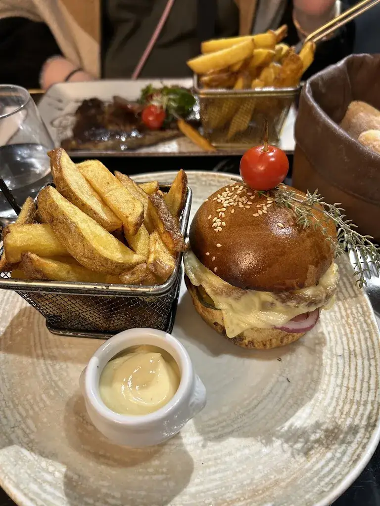 Monique Barnett_Le Toquet_Gennevilliers_review