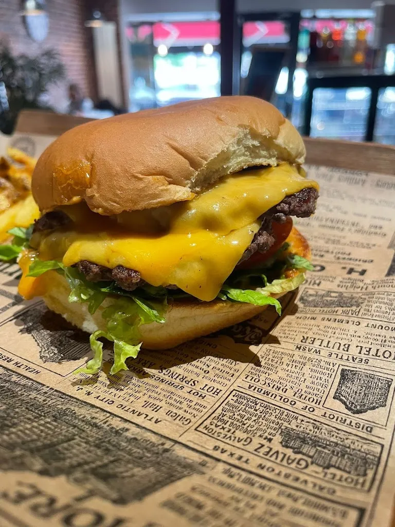 renata bieske_Brooklyn Original _Gennevilliers_review