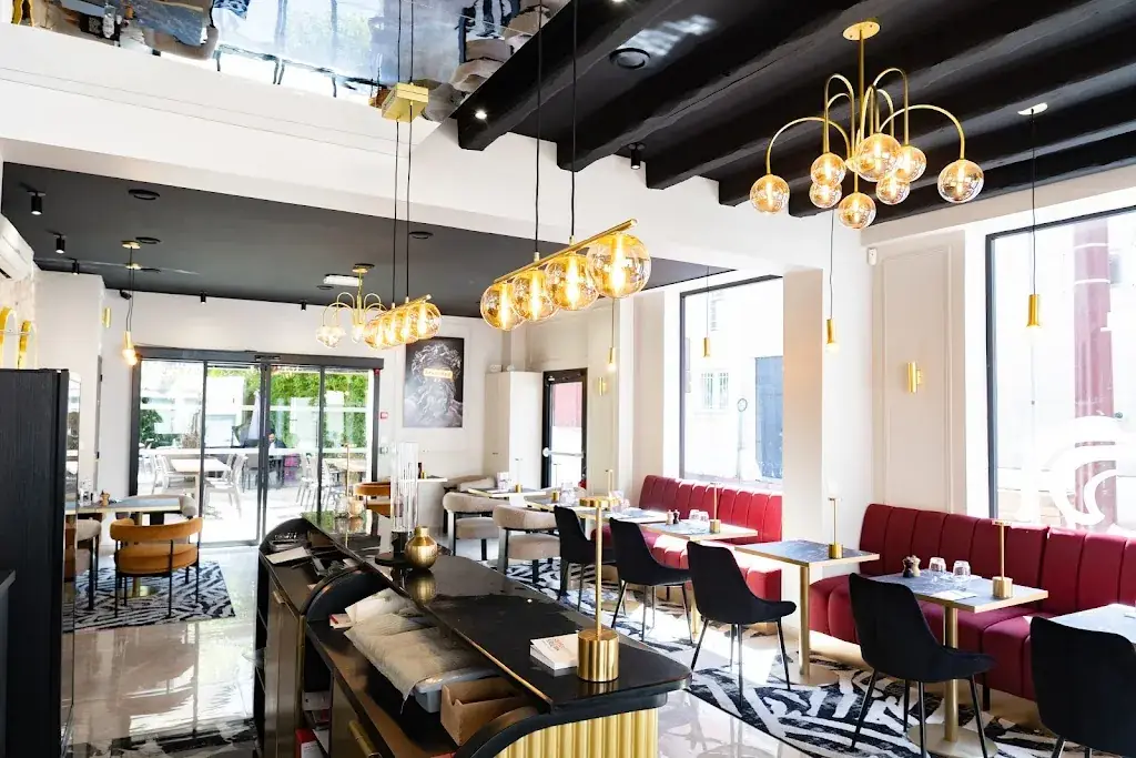 L'Ambassade des Terroirs restaurant in Gennevilliers