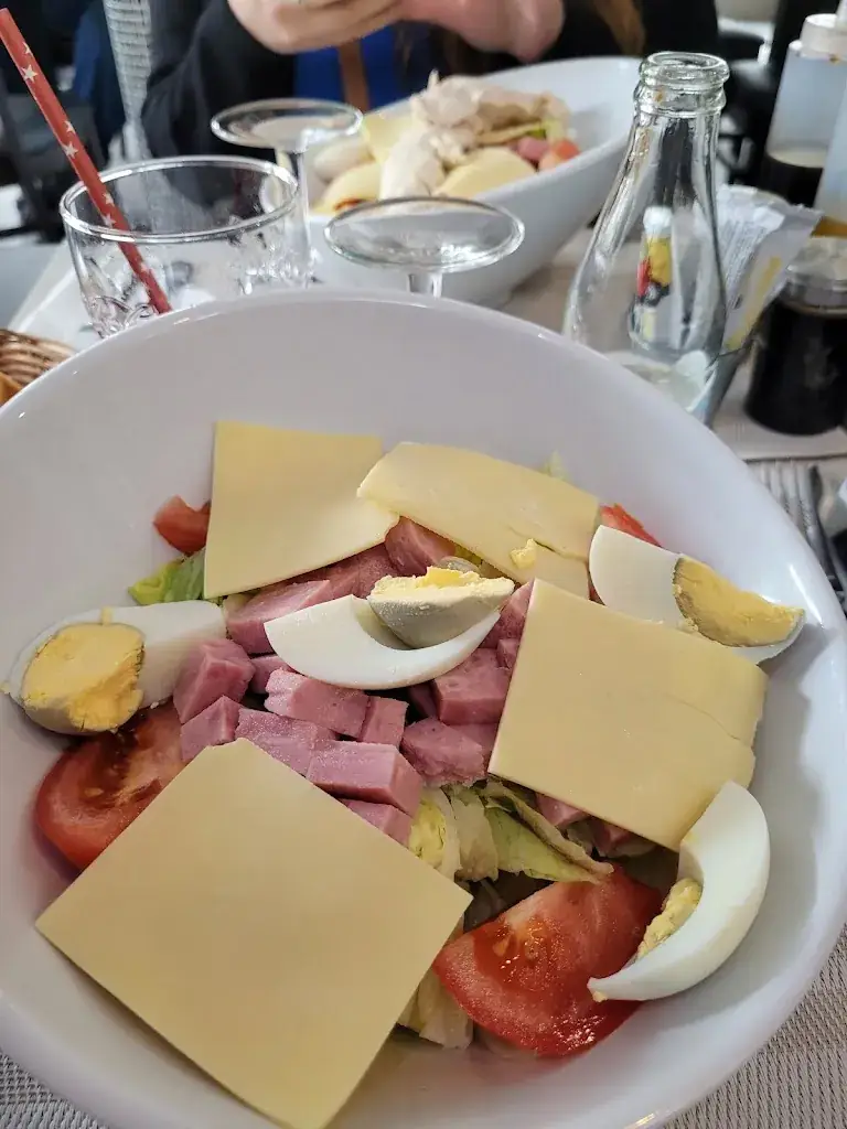 élisabeth marlet_Le Timbaud_Gennevilliers_review