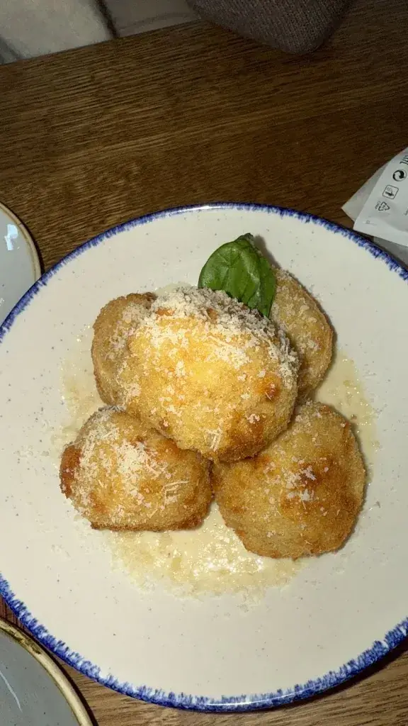 Zenitsu Agatsuma_Volfoni Gennevilliers_Gennevilliers_review