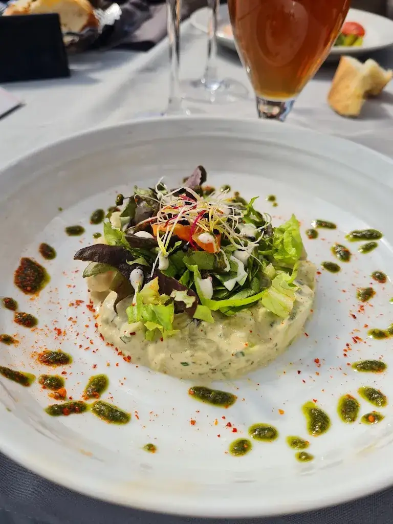 Elodie Rtn_Le Mistral_Lardy_review