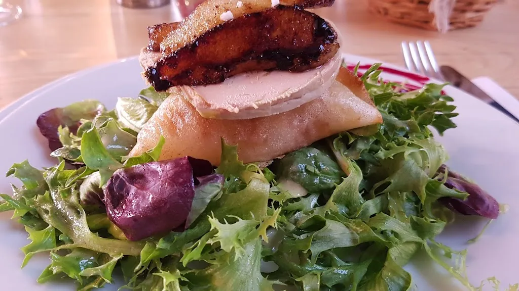 Chez Louise_Gentilly_slider_image_2