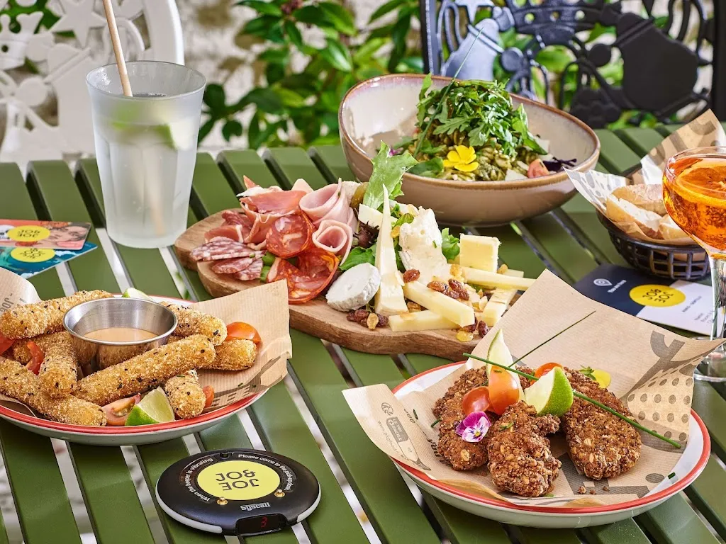 JO&JOE Gentilly Restaurant & Bar_Gentilly_slider_image_2