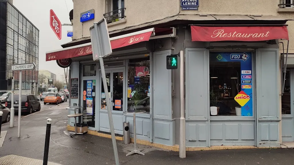 Le Rétro restaurant in Gentilly