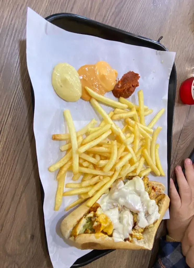 Rich P_Le Cristal Burger_Gentilly_review