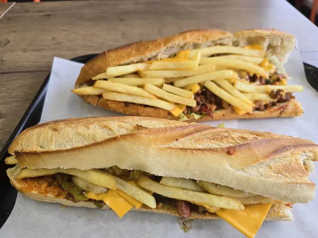 Le Cristal Burger_Gentilly_slider_image_3