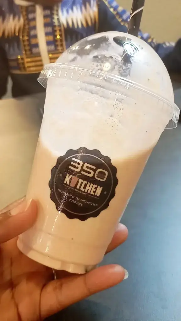 Sarah Vinga_350 KITCHEN_Ris-Orangis_review