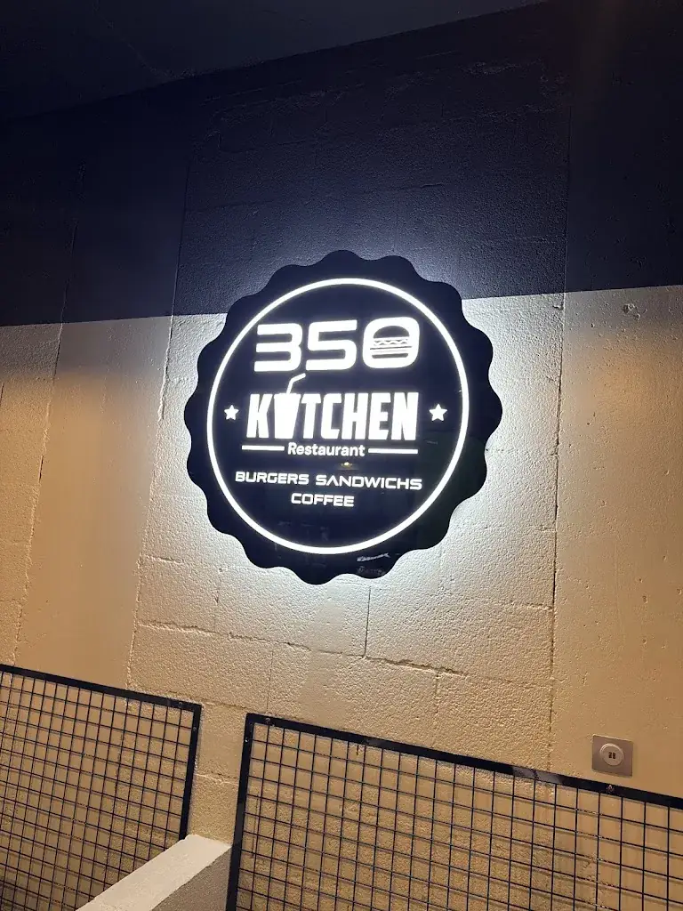 TENACITY_350 KITCHEN_Ris-Orangis_review