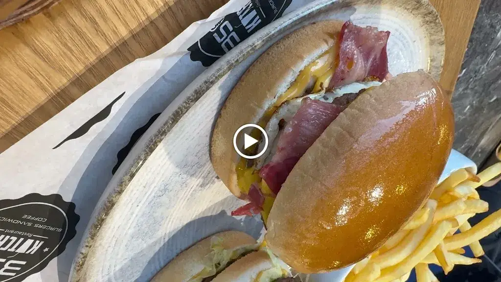 350 KITCHEN_Ris-Orangis_slider_image_2