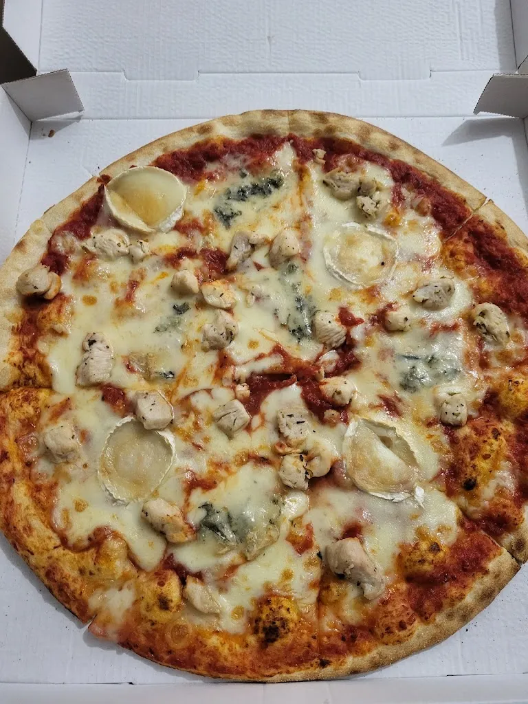 Farshid Hassanpour_La Mamma_Grigny-sur-Rhône_recensione