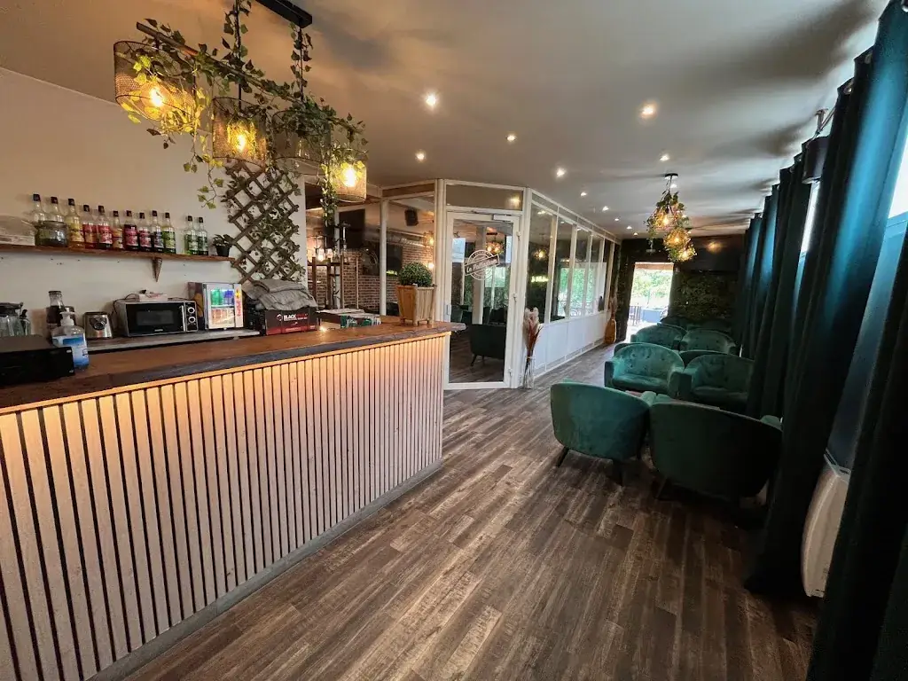 Le Palladium restaurant in Ris-Orangis