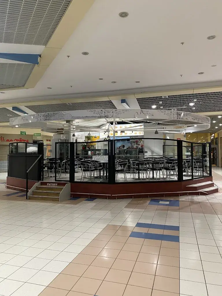 Manège de Sultane 1998 restaurant in Viry-Châtillon