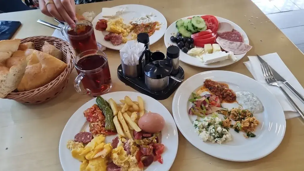 Millenium Salon de Thé & Pâtisserie_Essone_slider_image_3