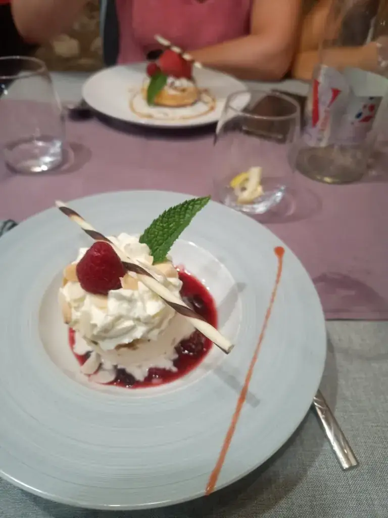 Auberge De La Tour St Martin_Étampes_slider_image_3