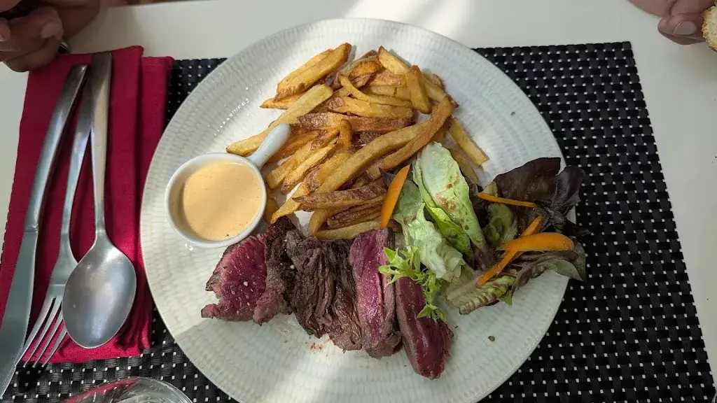 Restaurant LE PIEUX_Étampes_slider_image_3