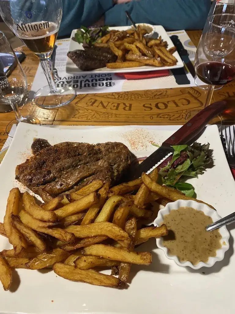 Marine RAGIONIERI_Café L'Espérance_Étampes_review