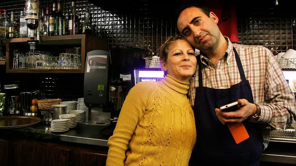 jon mandrozos_Café du Depart Etampes_Étampes_review