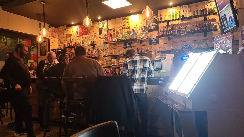 Monsieur Tony Pillas restaurant in Étampes