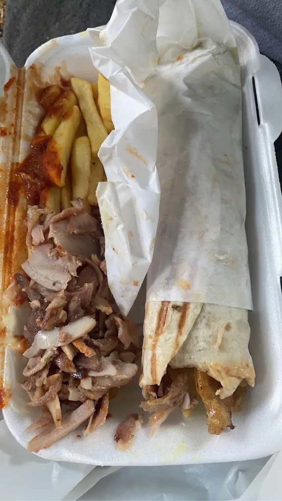 MARIE Lora_Restaurant Bodrum_Étampes_review