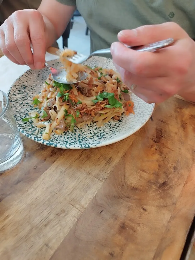 Lulu SomChaï_PHỞ HÀ_Étampes_review