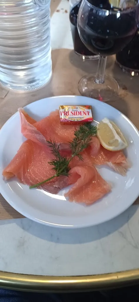 ToTo RiTTeR_Les Acacias_Morigny-Champigny_review