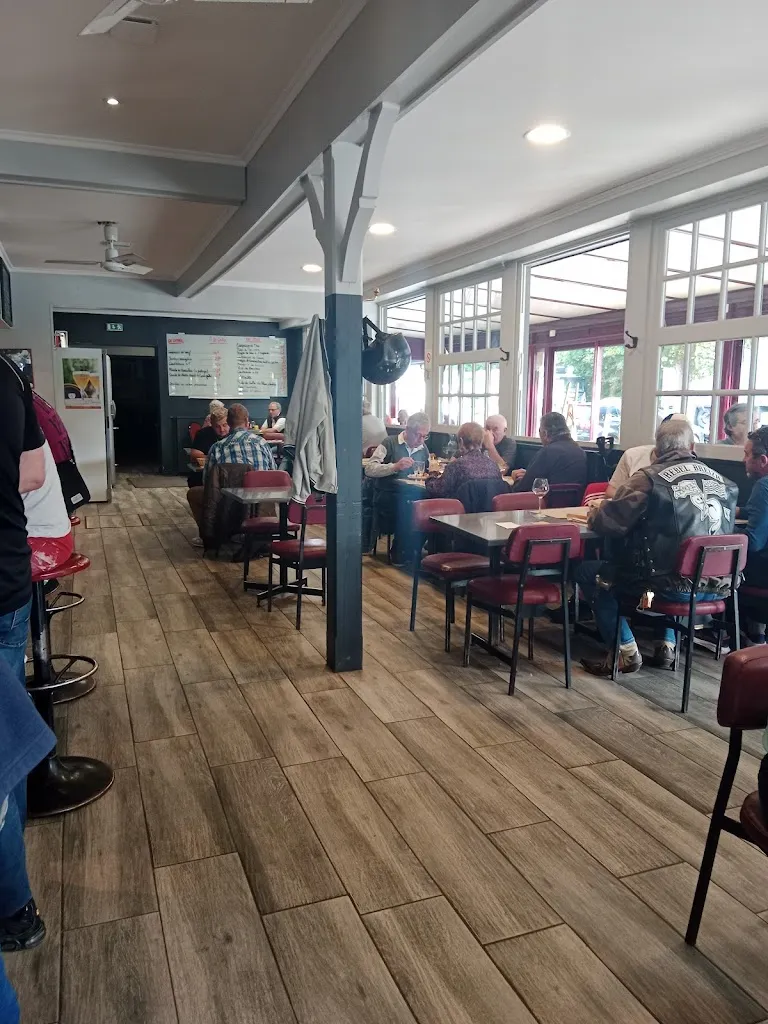 Les Acacias_Morigny-Champigny_slider_image_3