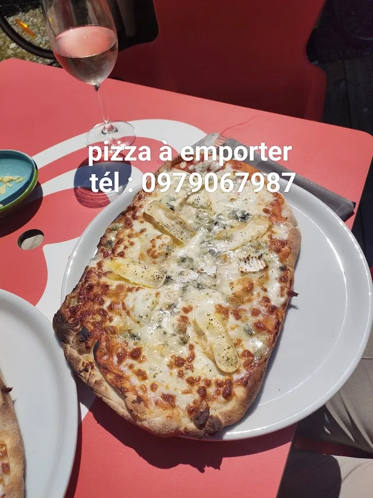 Chez Roméo & Juliette_Doussard_slider_image_2