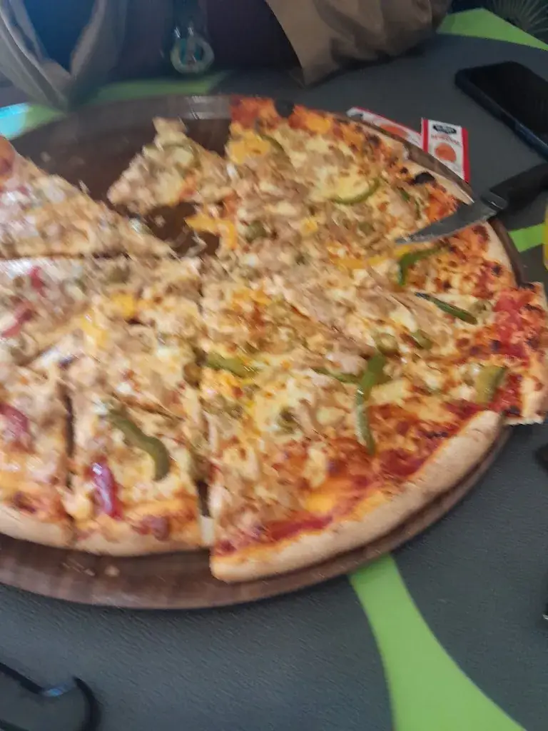 sandra da silva_L'Orient Express restaurant pizzeria_Étampes_review