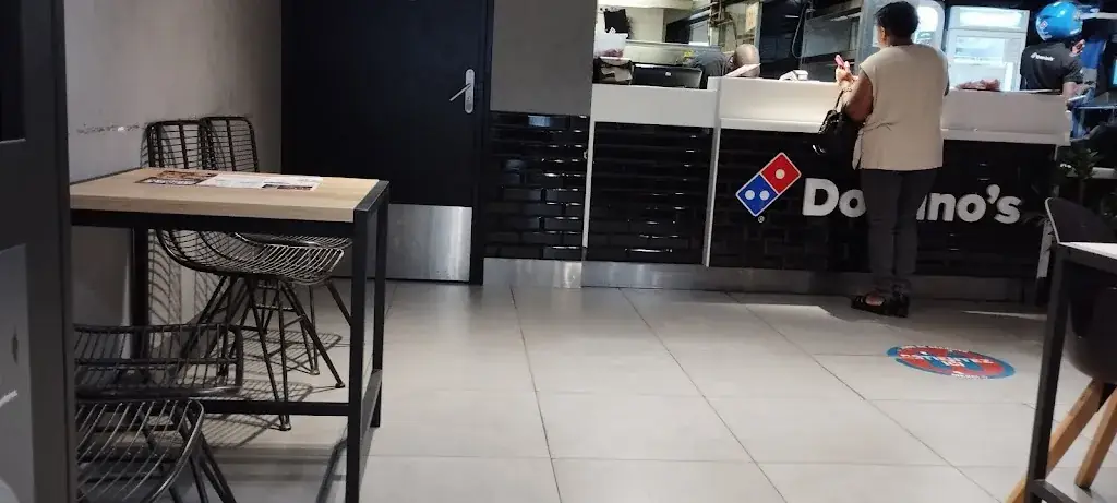 akouavi bell_Domino's Pizza Étampes_Étampes_review