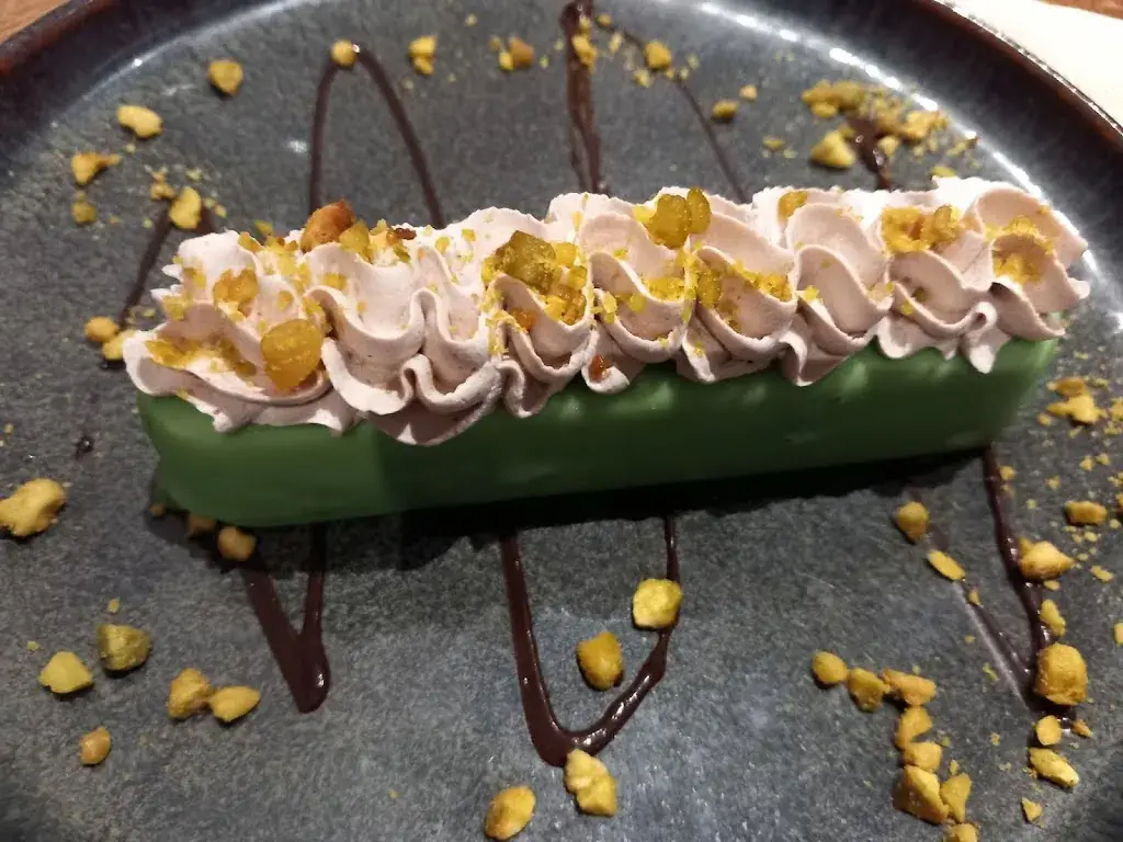 Bernadette TROUCHON-ANGLADE_Bistrot Jeanne - Restaurant Lac d’Annecy - Hôtel Arcalod_Doussard_review