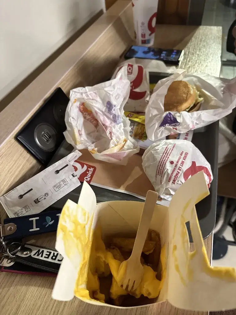 Chaïma Cbt_Quick Etampes_Étampes_review