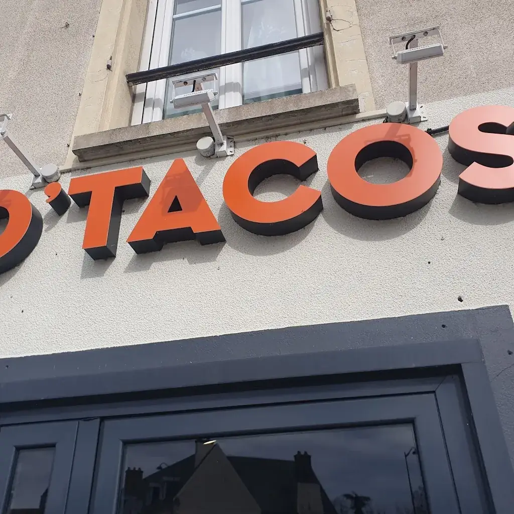 Laure V_O'TACOS Etampes_Étampes_recensione