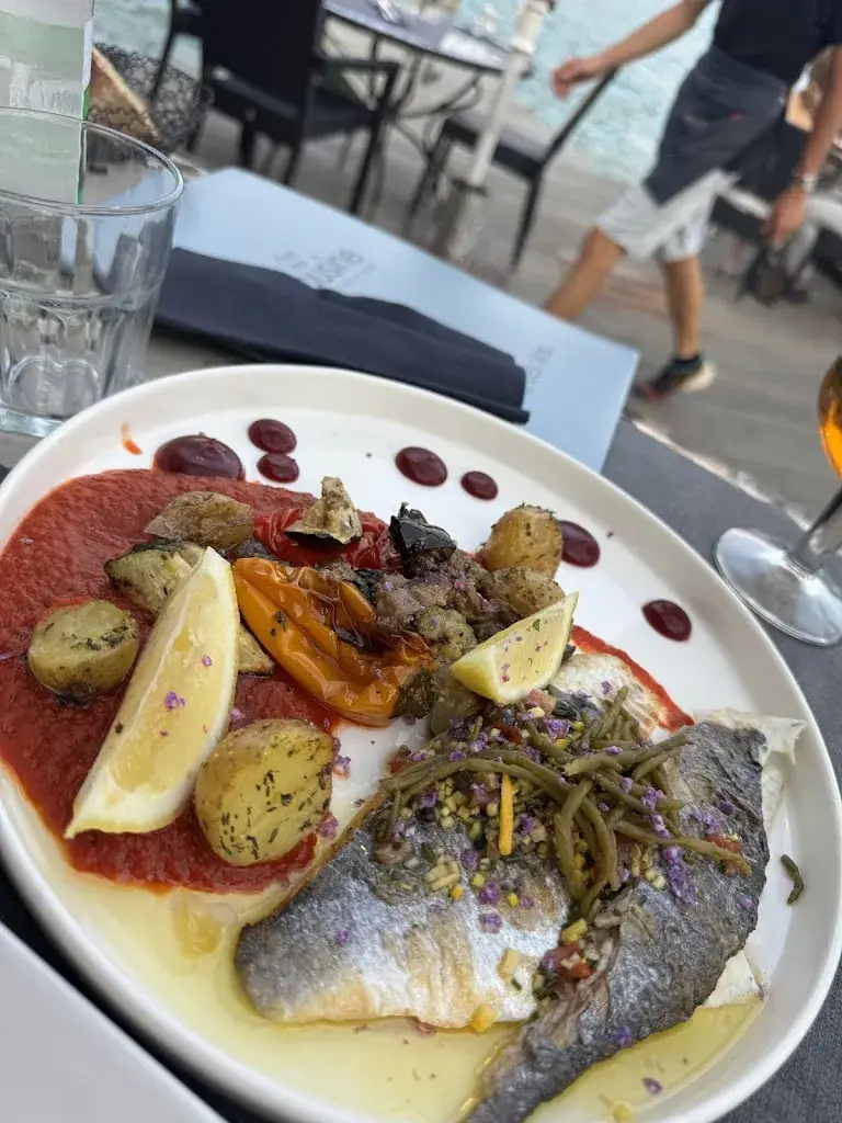 Susie Braam_Chez Ma Cousine_Doussard_recensione