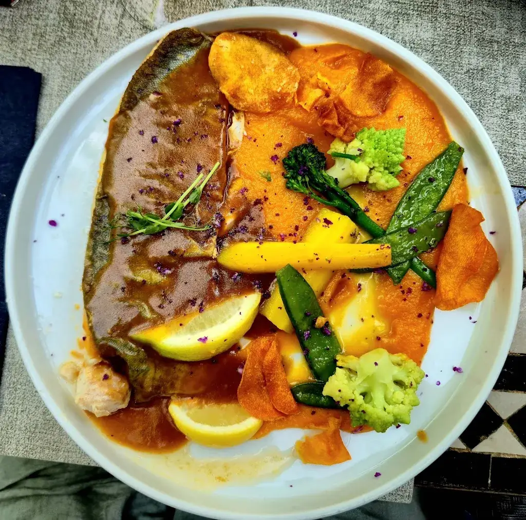 Sigrid Komen_Chez Ma Cousine_Doussard_recensione